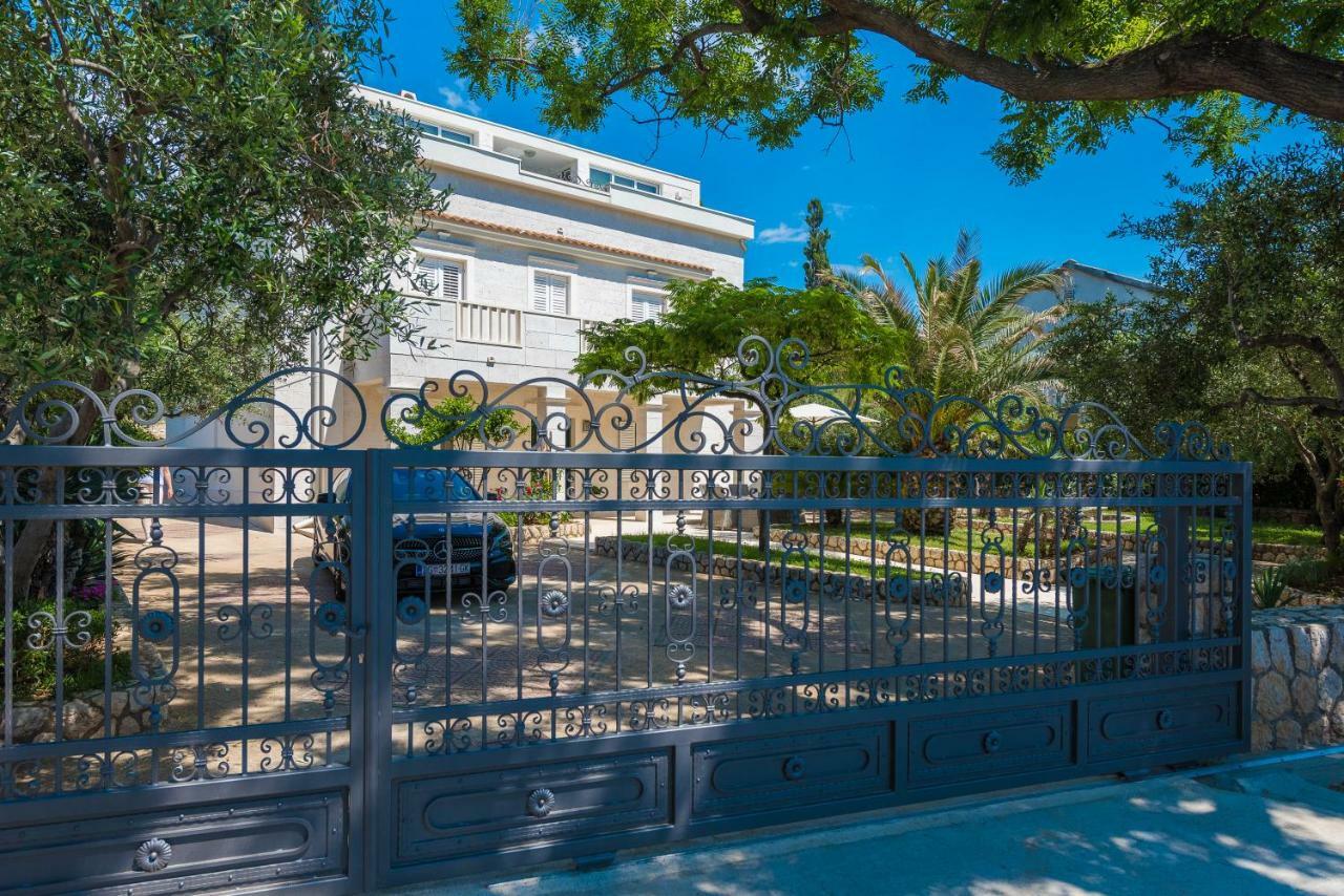 Villa Bella With Pool Novalja Eksteriør bilde